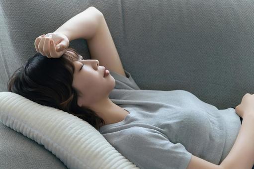 目の奥がぐっと痛む…それって群発頭痛（ぐんぱつずつう）？ 気になる症状と原因を解説（前編）
